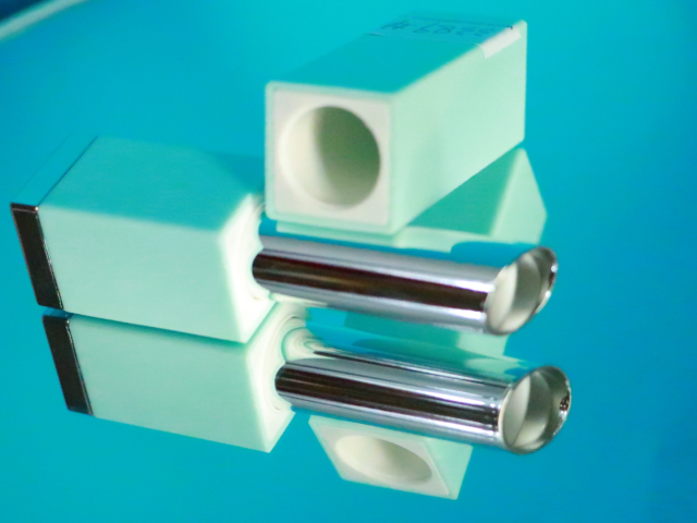 پوکه لوکس رژ لب جامد PCL-103 - Image 4
